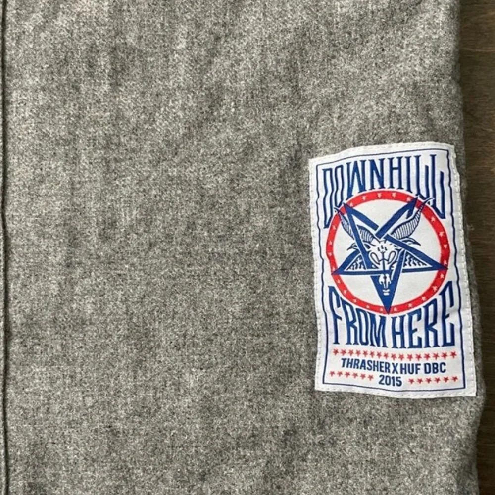 HUF x Thrasher Men’s L, vintage style baseball jersey w/ sewn letters! Like new! - Picture 4 of 5
